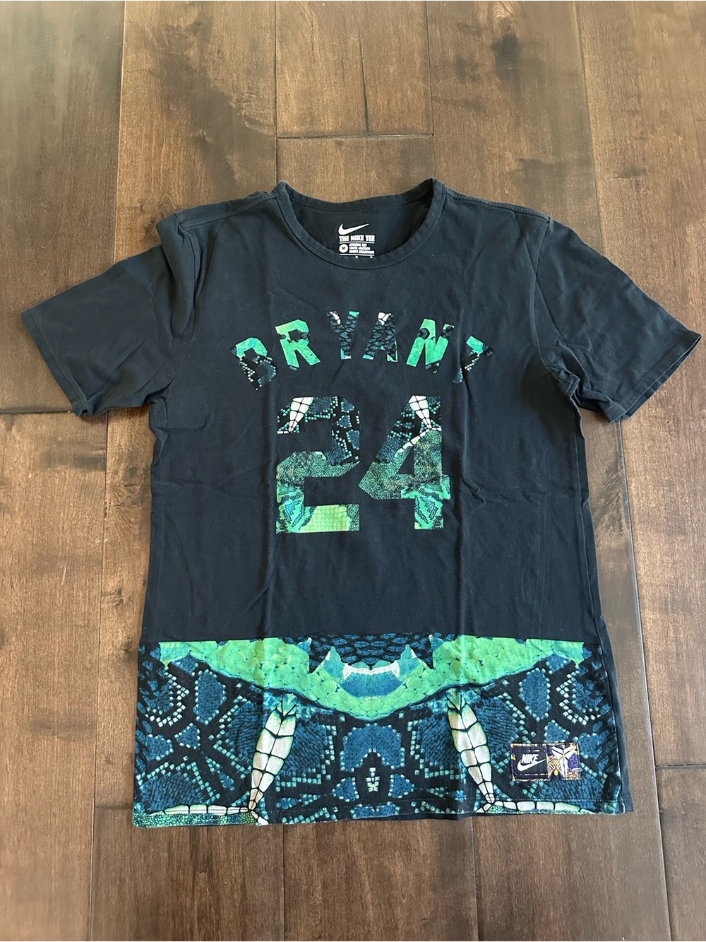 Nike 'Bryant 24' Snakeskin Tee